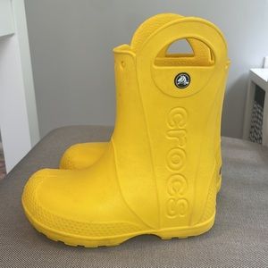 Crocs kids rain boots - size C11